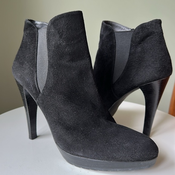 Stuart Weitzman Black Heeled Boots - Picture 5 of 16